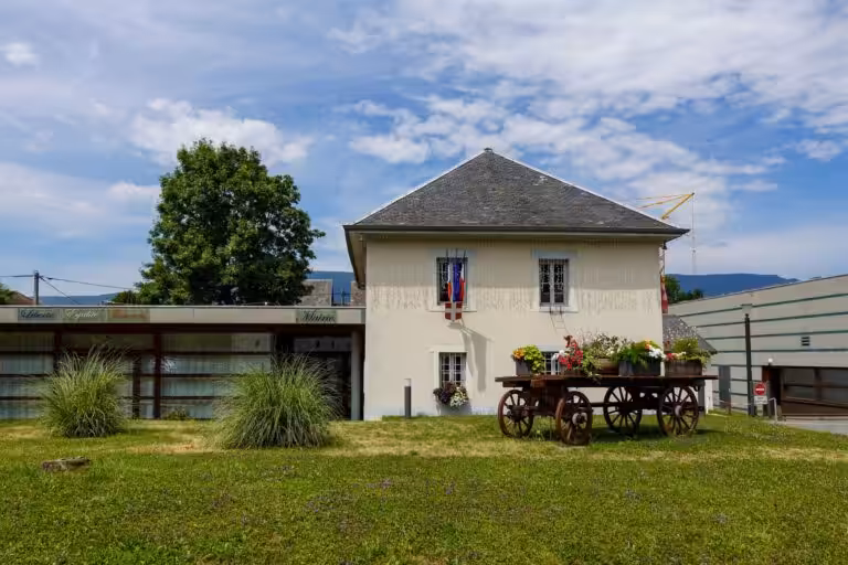 Déchetterie Saint-Genis-Pouilly : horaires et services