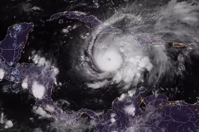 Climat : découvrez le son inquiétant qui signale l&rsquo;arrivée imminente d&rsquo;une tornade